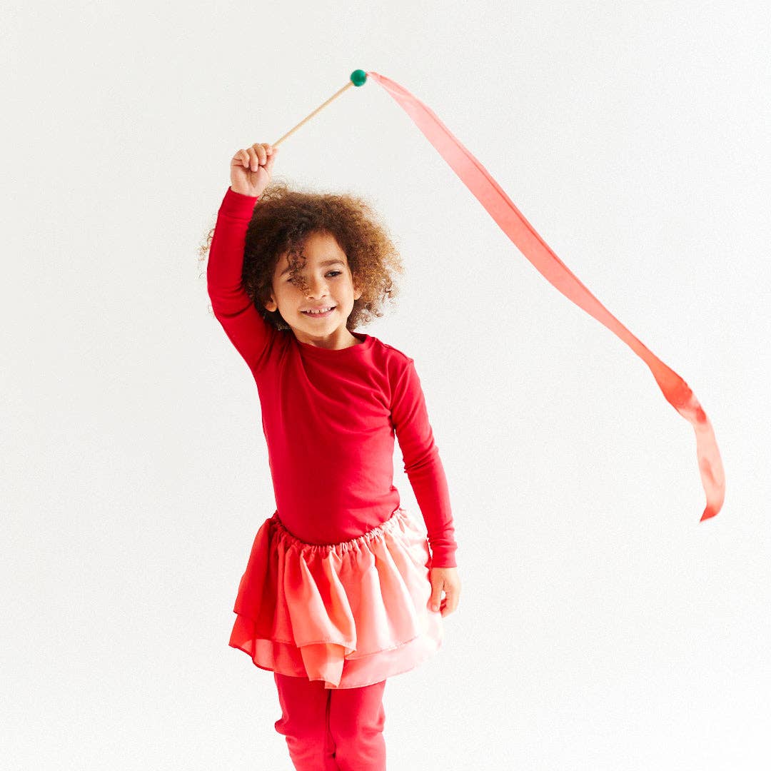 Sarahs Silk Mini Strawberry Streamer - - MamaMilla
