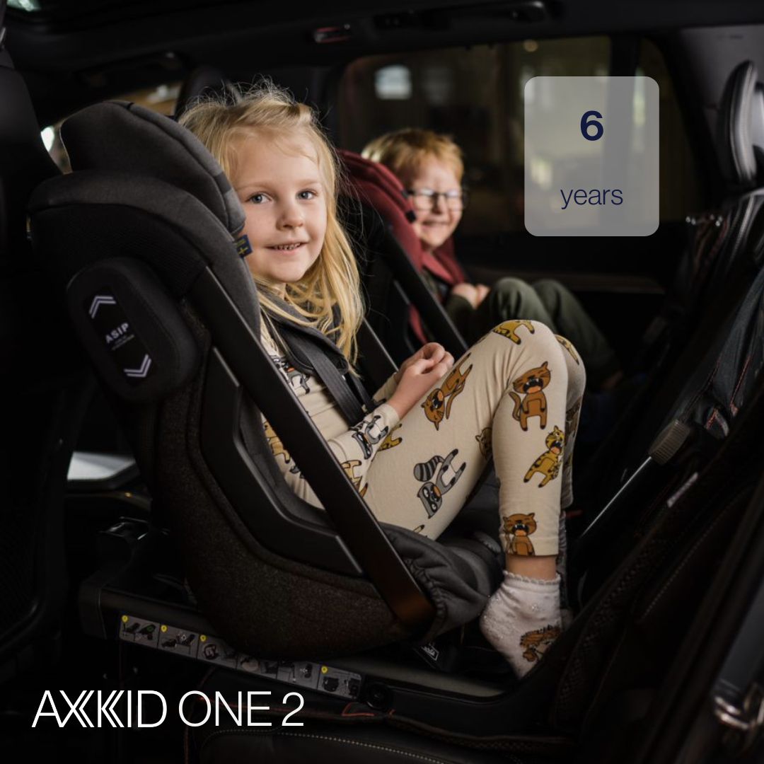 Axkid ONE 2 - Tar - iSize 61-125 cm - UTSTÄLLNING - 61-125 cm (3 månader till 7 år) - MamaMilla