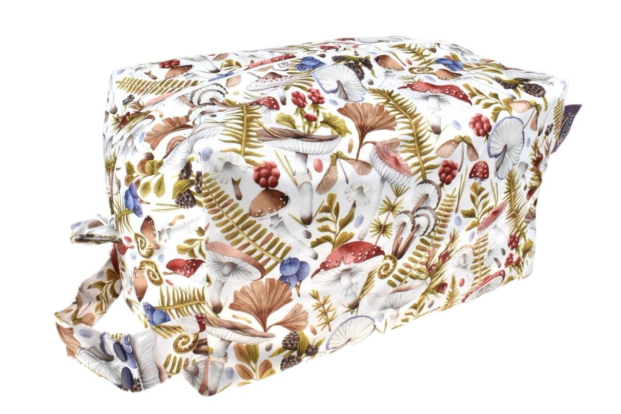 Little Lovebum Wetbag POD - Skogsfrukter - Wetbag pod - MamaMilla
