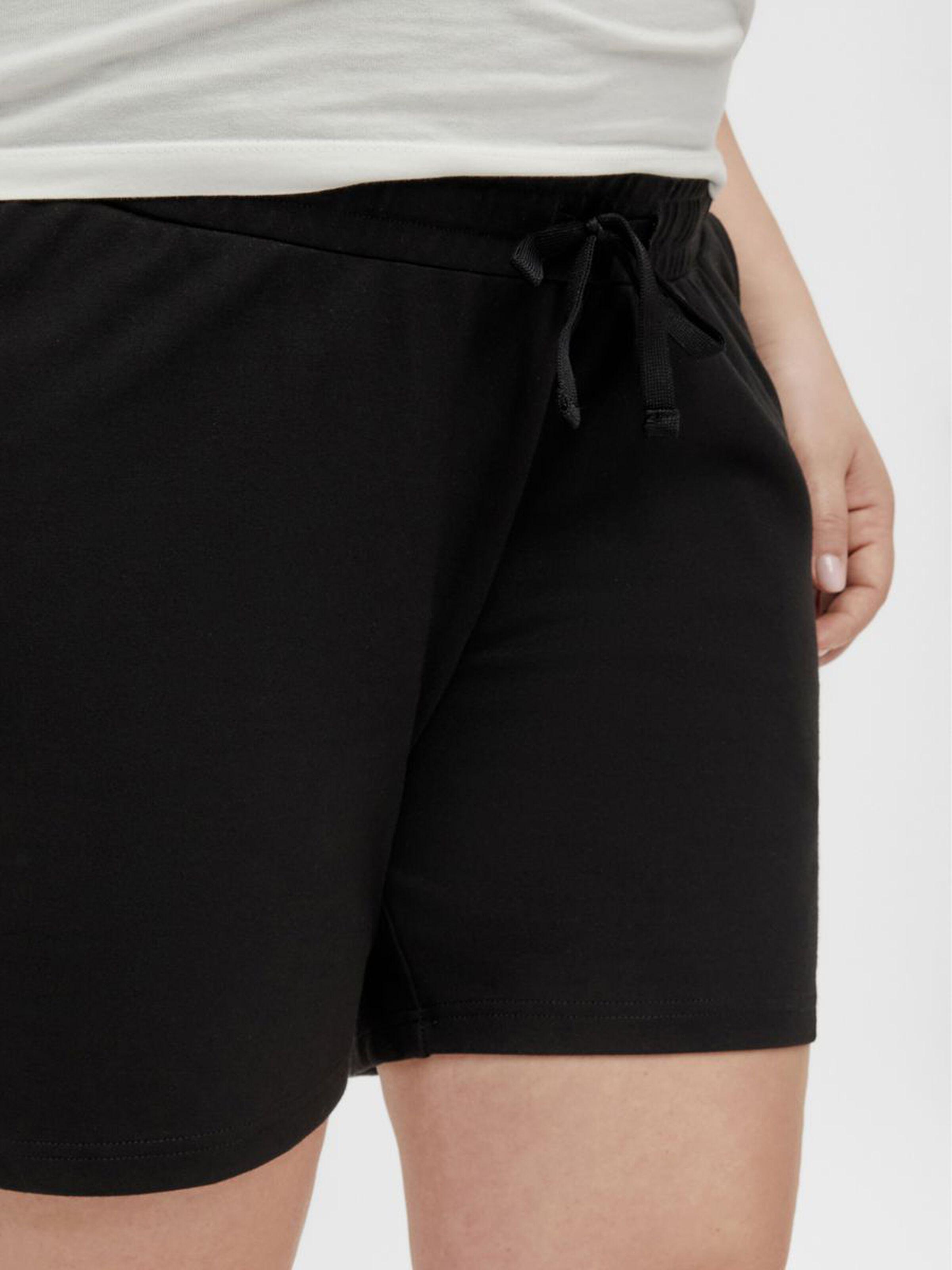 Mamalicious Gravidshorts - Curve Lif - Marinblå blazer - Gravidkläder - MamaMilla