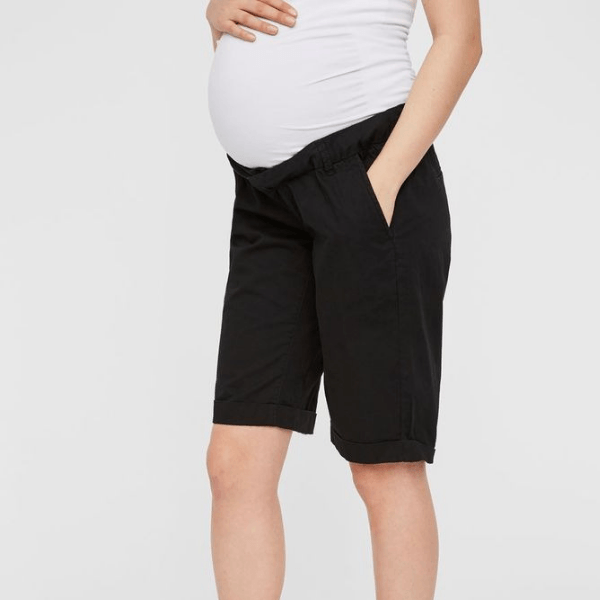 Mamalicious vente bermudashorts - Svarta - Gravidkläder - MamaMilla