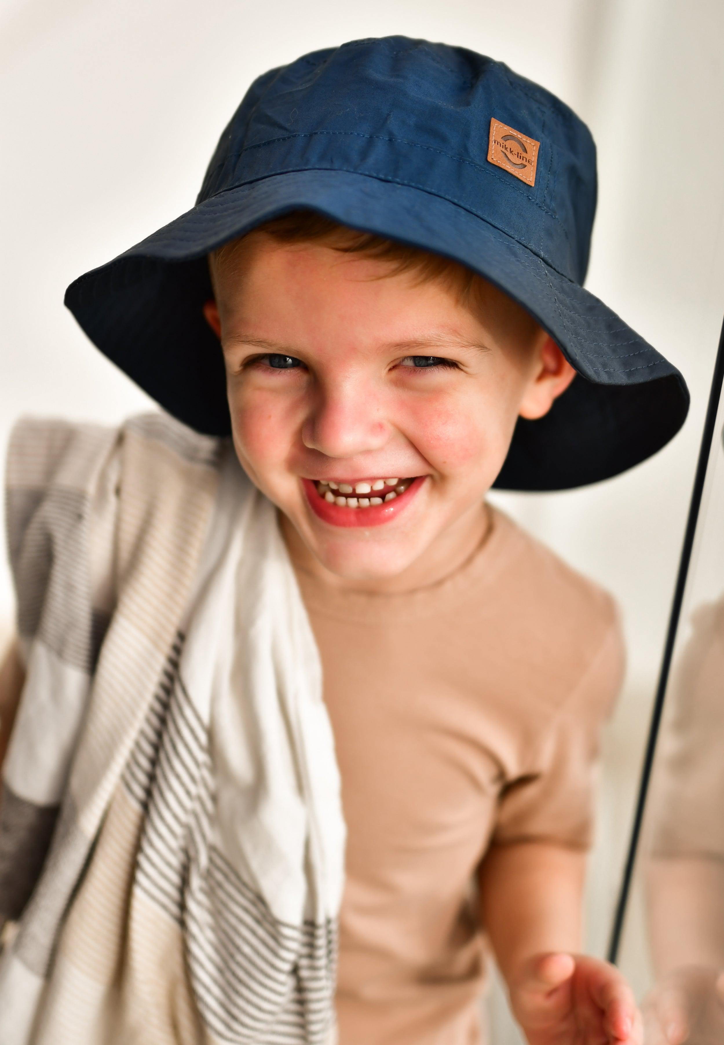 Mikk-line bully hat - Blue Nights - Solhatt - MamaMilla