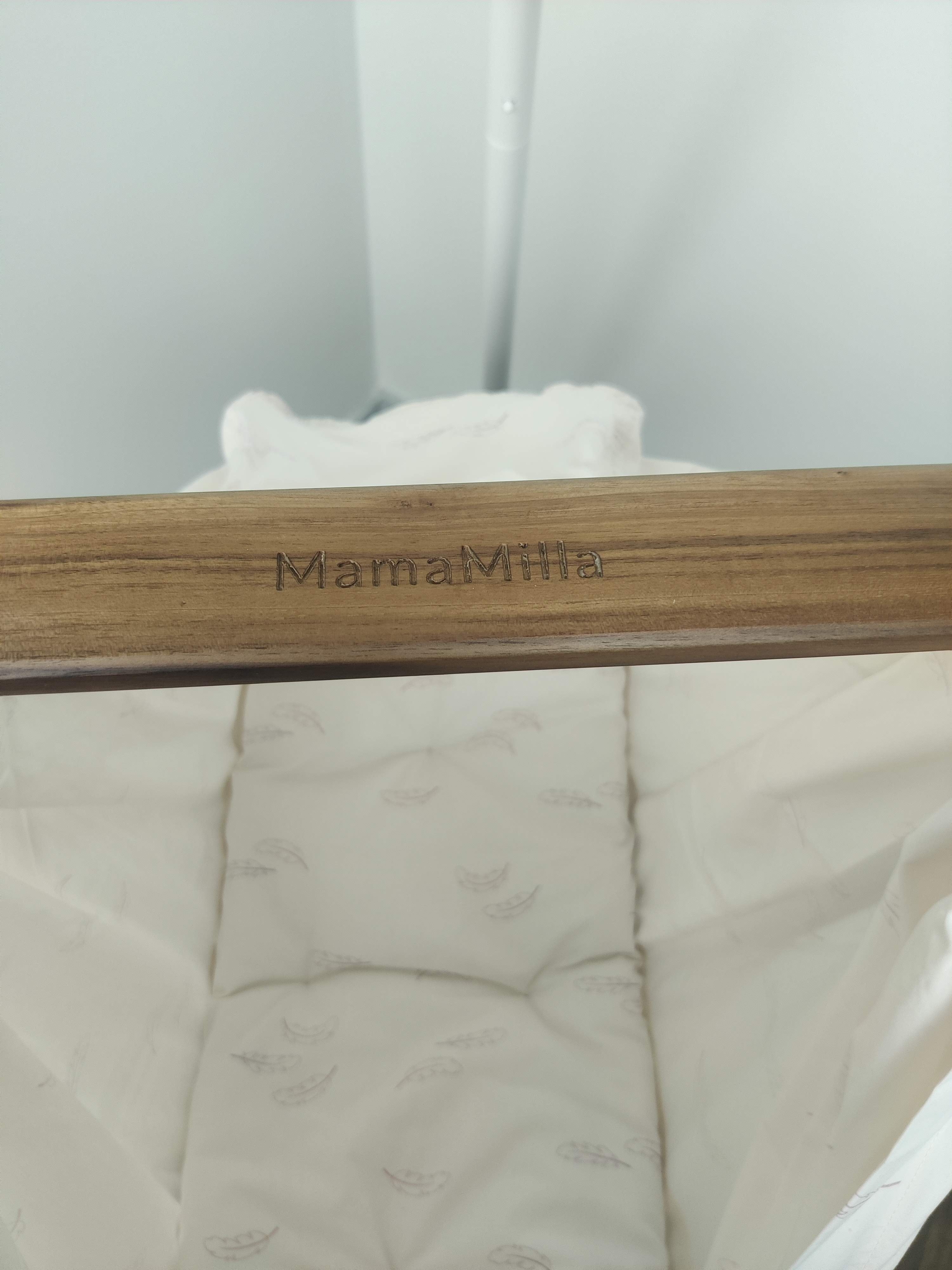 MamaMilla Slingvagga - Rosenfjädrar - Slingvagga - MamaMilla