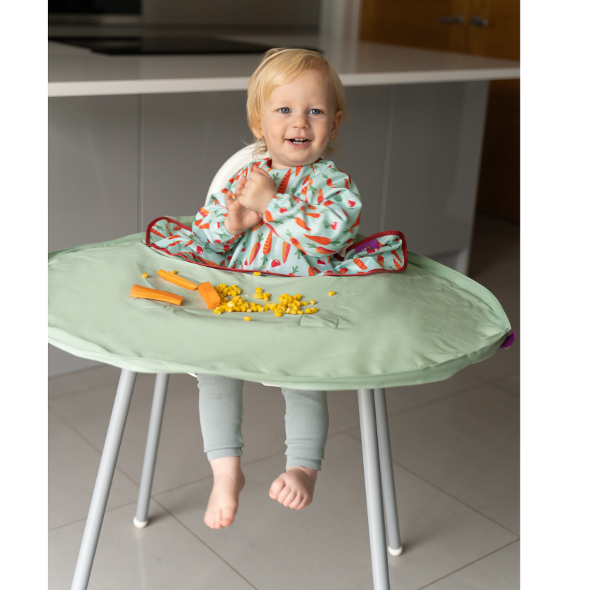 Tidy Tot Haklapp och bricka - SET - Sage Grönsaker - Haklapp med ärmar - MamaMilla