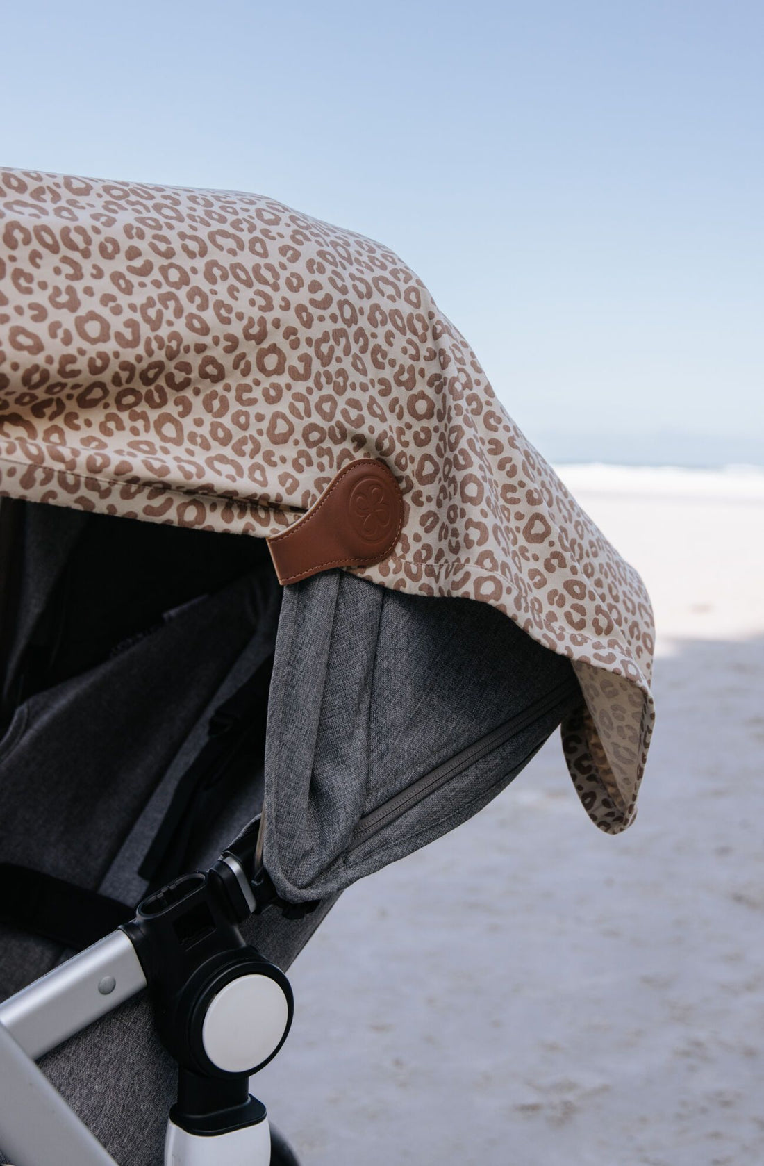 Cloby UV-filt med UPF 50+ - Leopardbrun - UV-filt - MamaMilla
