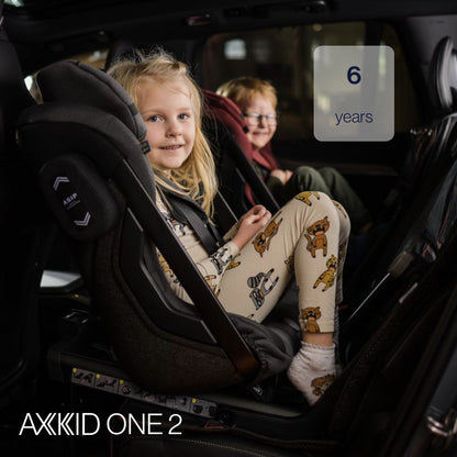 Axkid ONE 2 - Tar - iSize 61-125 cm - UTSTÄLLNING - 61-125 cm (3 månader till 7 år) - MamaMilla