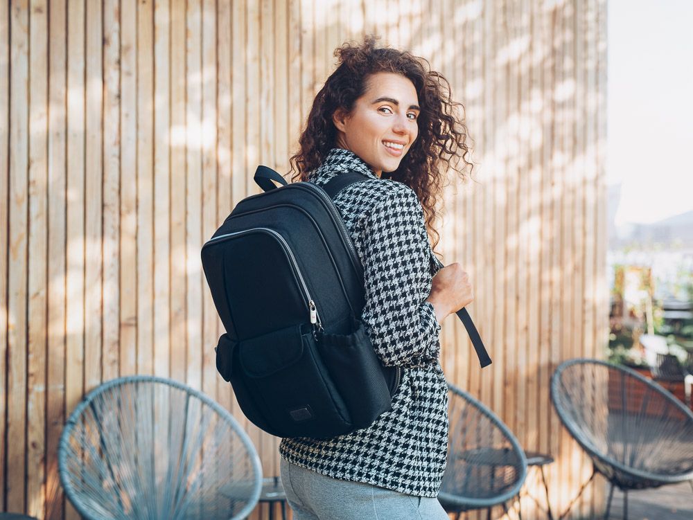 Bizzi Growin RucPOD® Pusletaske og rejseseng - Chelsea Black - - MamaMilla