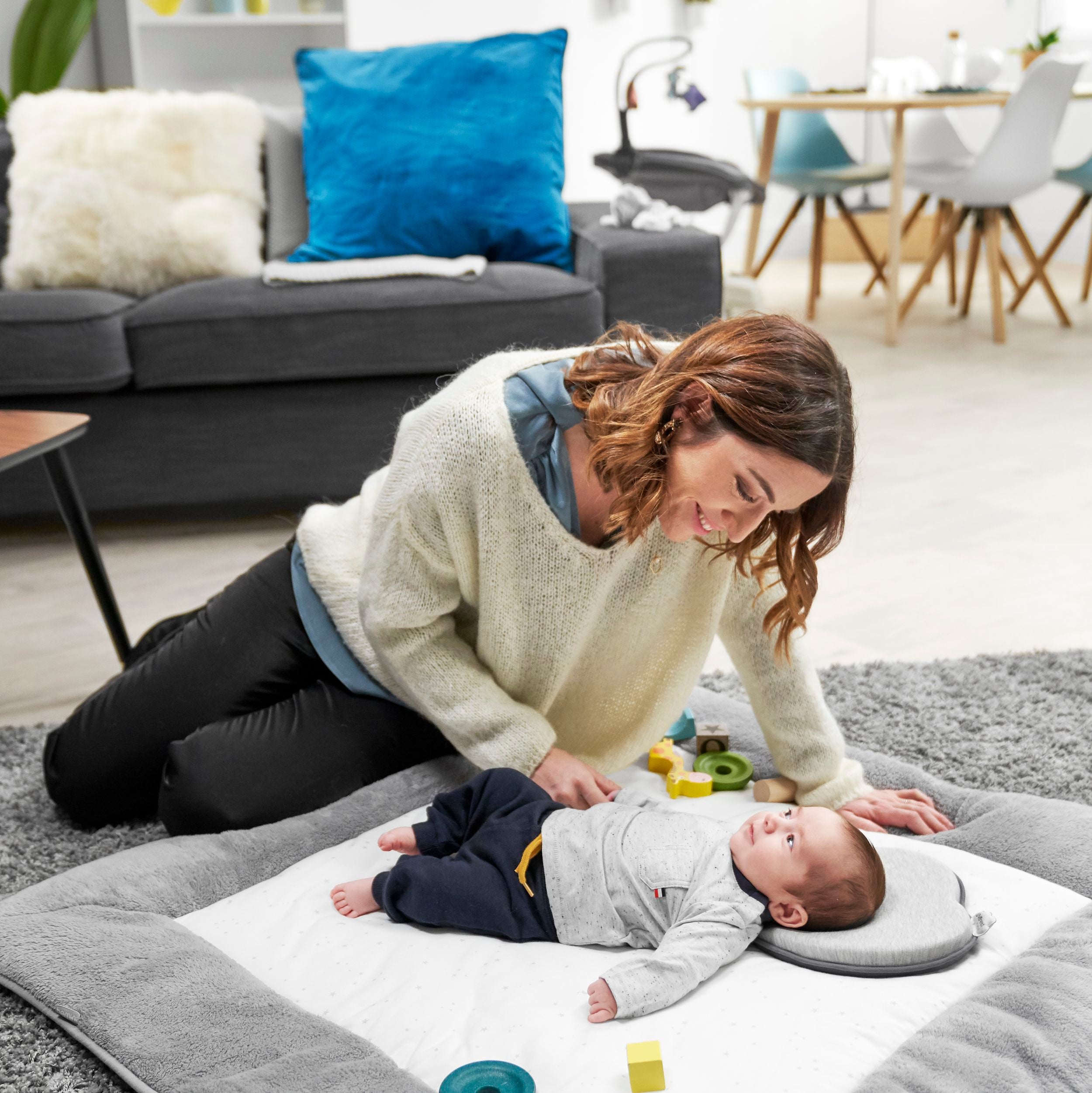 Babymoov Ergonomic Baby Kudde (Lovenest) - Grå (0-4m) - Baby huvudkudde - MamaMilla