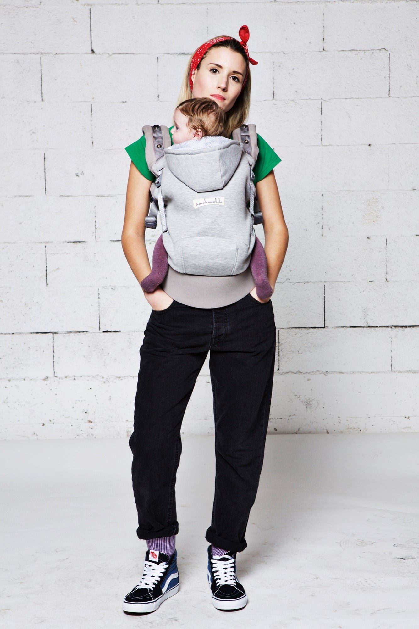 Love radius bæresele inkl. babyindsats - Hoodie carrier - Lysegrå/Athletic Grey - bæresele - MamaMilla