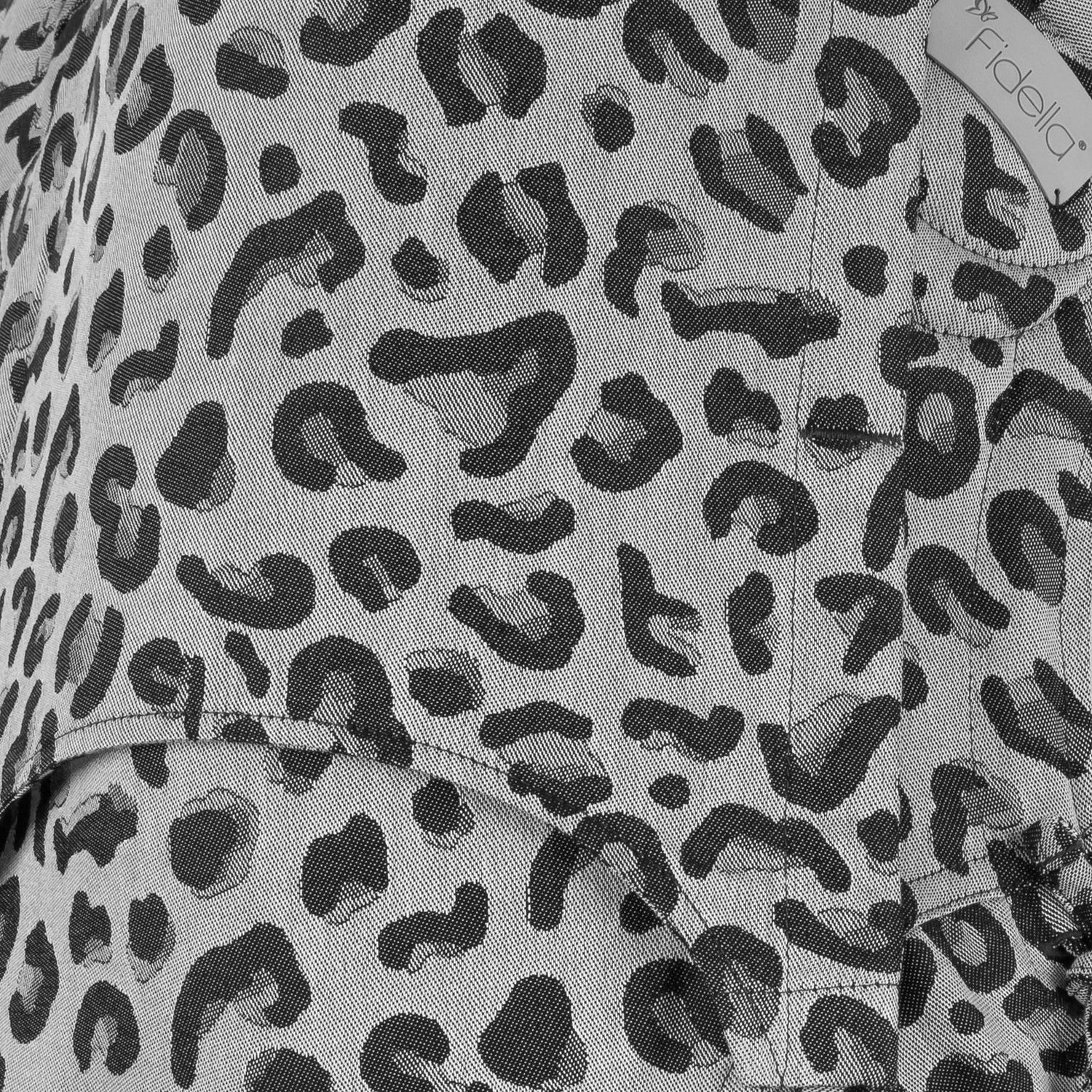 Fidella FlyClick Carrier - Leopard Silver - Toddler - Carrier - MamaMilla