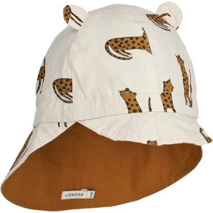 Liewood vändbar solhatt med brätte och öra - Gorm - Leopard / Sandy - Solhatt - MamaMilla