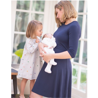 Seraphine vänt- och amningsklänning - Una - Marinblå - Amningskläder - MamaMilla