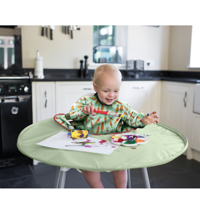 Tidy Tot Haklapp och bricka - SET - Sage Grönsaker - Haklapp med ärmar - MamaMilla