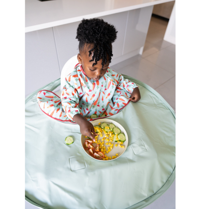 Tidy Tot Haklapp och bricka - SET - Sage Grönsaker - Haklapp med ärmar - MamaMilla